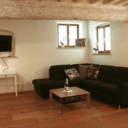 Stilvolle Wohnung Auf 50 M² Mit Parkplatz Und Wifi Kraiburg am Inn Extérieur photo