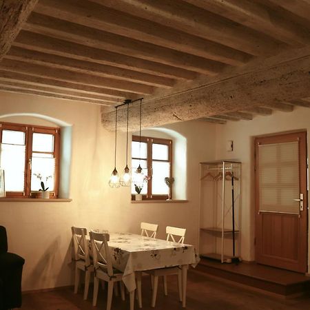 Stilvolle Wohnung Auf 50 M² Mit Parkplatz Und Wifi Kraiburg am Inn Extérieur photo