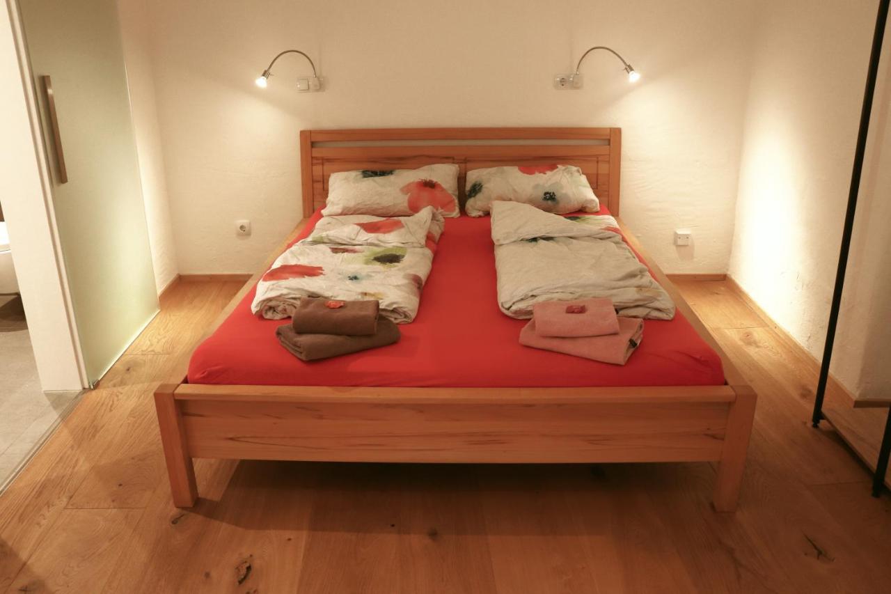 Stilvolle Wohnung Auf 50 M² Mit Parkplatz Und Wifi Kraiburg am Inn Extérieur photo
